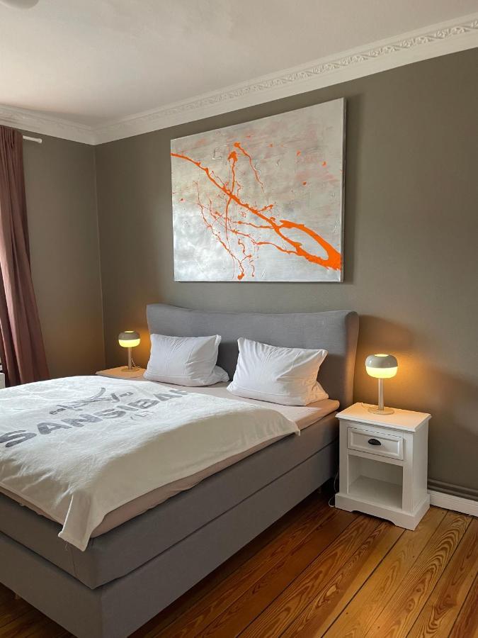 Apartmán Altbaucharme Deluxe Mit Balkon In Zentraler Lage Kiel Exteriér fotografie